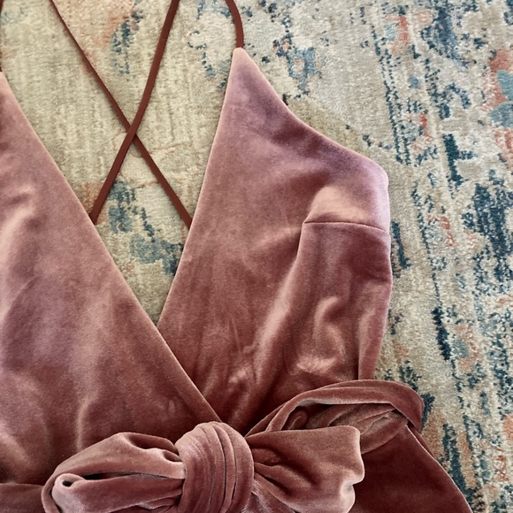 Express Velvet Jumpsuit - Women’s - Picture 4 of 15